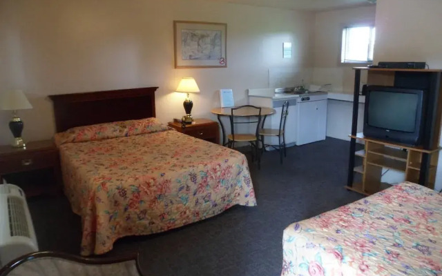 Silver Birch Motel
