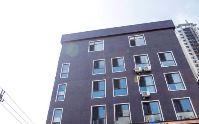Dalian Pacific Express Hotel