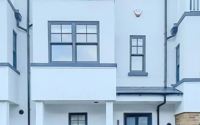 Stylish Westgate-on-sea Haven Near Beach By Adliv