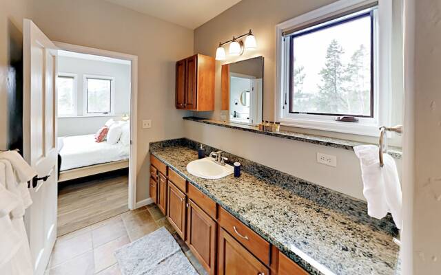 121 Hemlock Trail - 5 Br Home