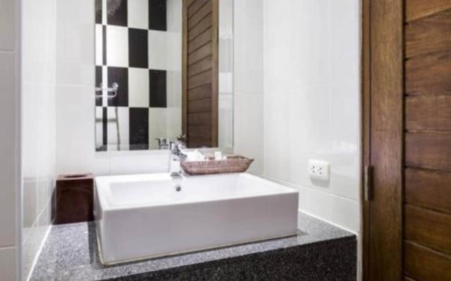 Buk Inn Hotel Kamala Beach