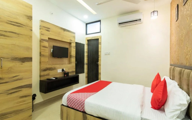Oyo 16546 Hotel Saurabh
