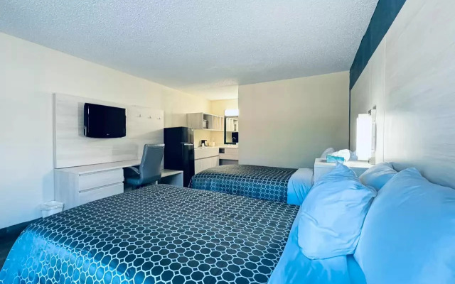 Suburban Studios McDonough South I-75