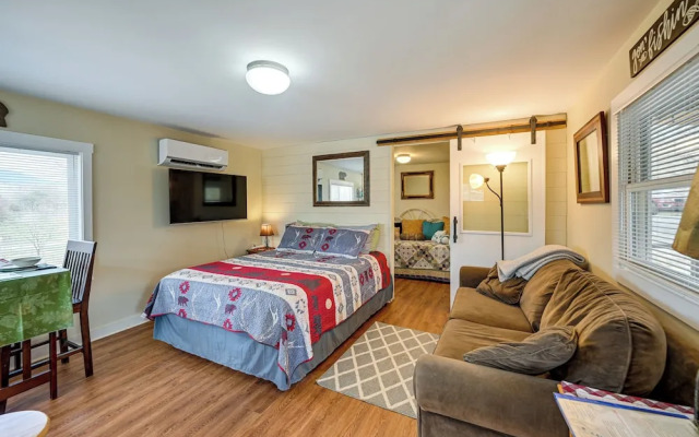 Pet-friendly Vacation Rental Cabin in Whittier