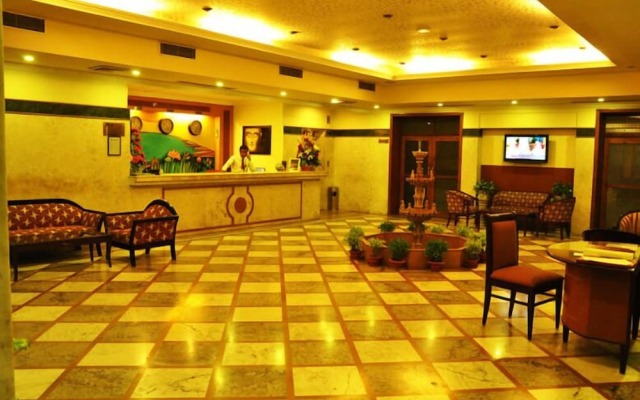 Grand Continental Hotel