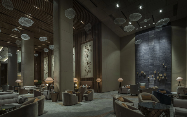 HUALUXE Hotels & Resorts Yangjiang City Center by IHG – Lobby – Yangjiang