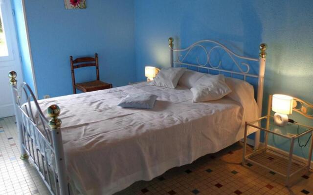 Gîte Saint-Juire-Champgillon, 4 pièces, 8 personnes - FR-1-426-363