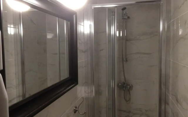 Alexandra Guesthouse
