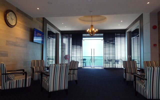 Bayfront Hotel