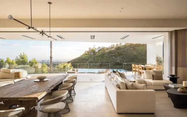 Stradella Mansion - Epitome of Luxury Living in This Breathtaking Bel Air Estate