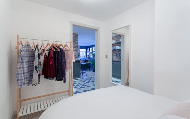 Godson Street Stylish Apartment