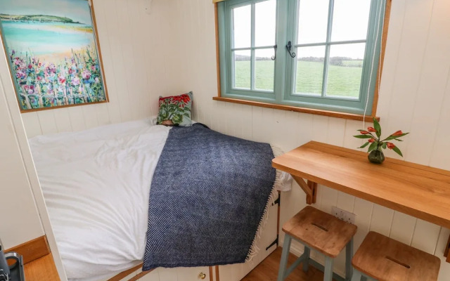 Lower Trewern Shepherds Hut
