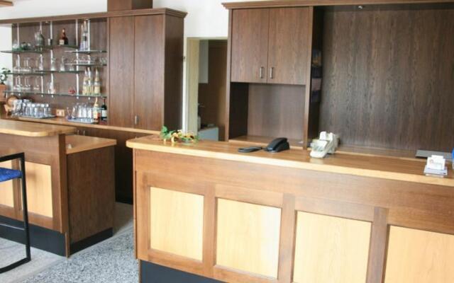 Hotel Aron