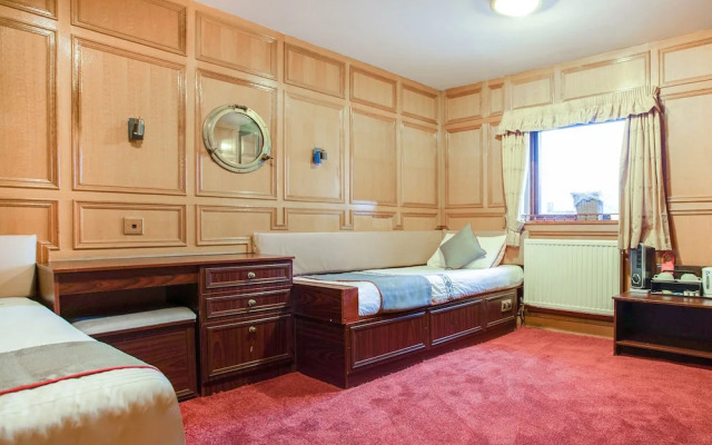 The Rowers Hotel by OYO