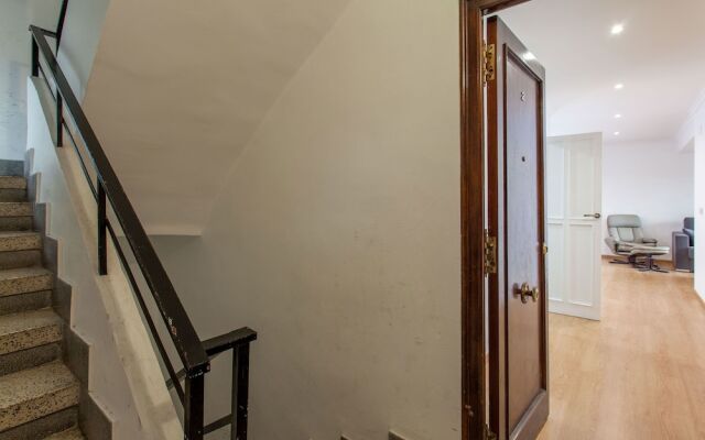 Apartment in the old town with terrace