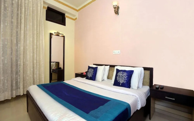 OYO 9736 Hotel Downtown Suites