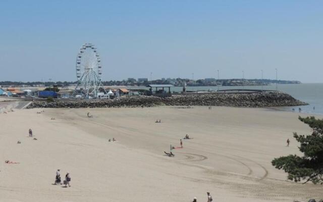 Appartement Royan, 2 pièces, 4 personnes - FR-1-71-62