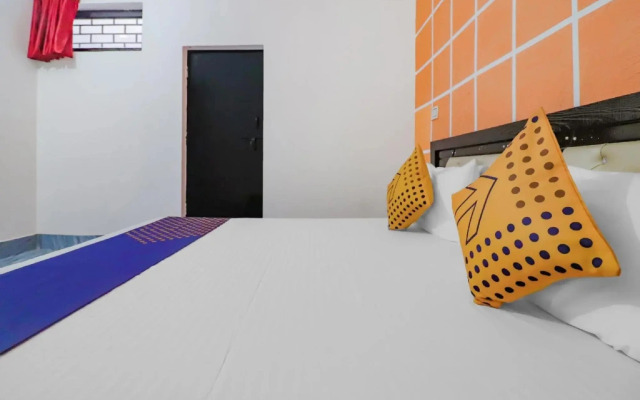 R N Residency by OYO Rooms