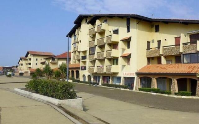 SEIGNOSSE PLAGES: Beau Studio équipé avec terrasse face aux dunes