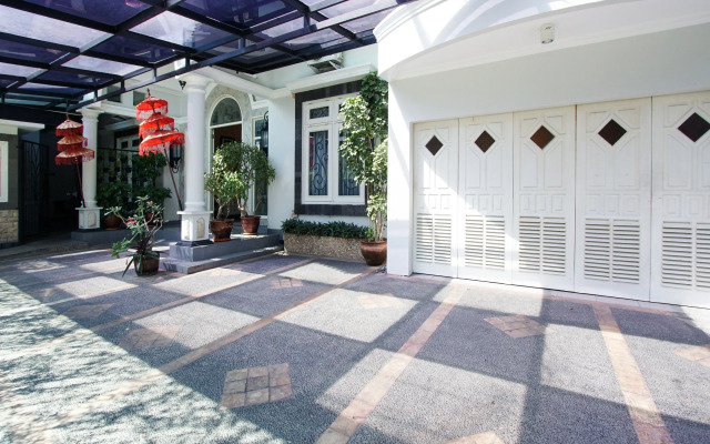 OYO 3986 Just 11 Boutique Residence Syariah