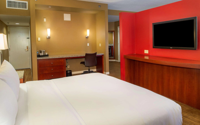 Hilton St. Louis Airport