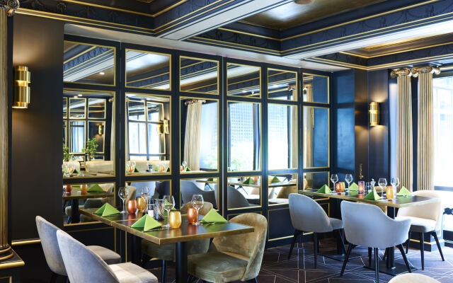 Hotel Barsey by Warwick