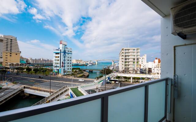 Little Island Okinawa Tomari