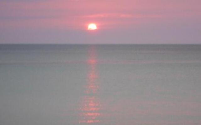 Beach Guesthouse Holbox Apartments & Suites