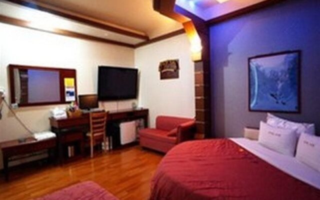 Freezone Motel