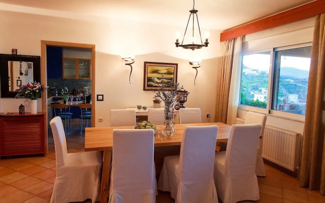 Wild Pear Villa