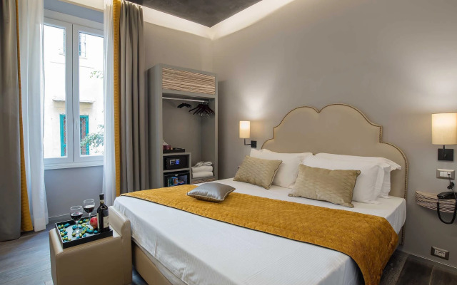 Colonna Suite del Corso