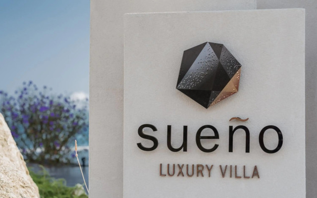 Sueño LUXURY VILLA 180 Iconic Sea View