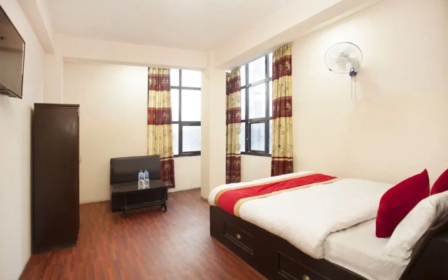 OYO 349 Hotel Classio Inn