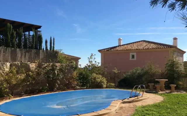 Holiday Home Carrer Londres