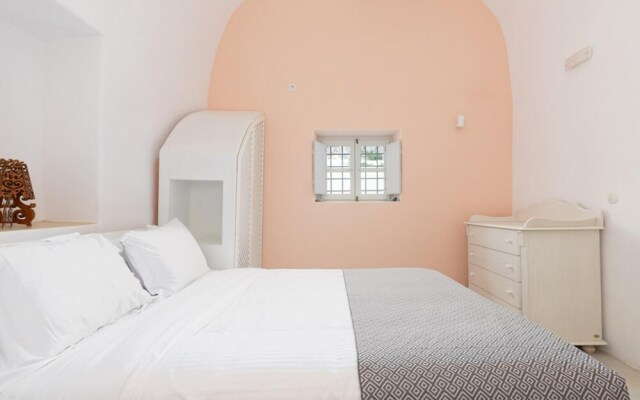 Casa House in Santorini