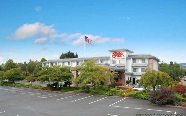 Holiday Inn Express Newberg - Wine Country, an IHG Hotel