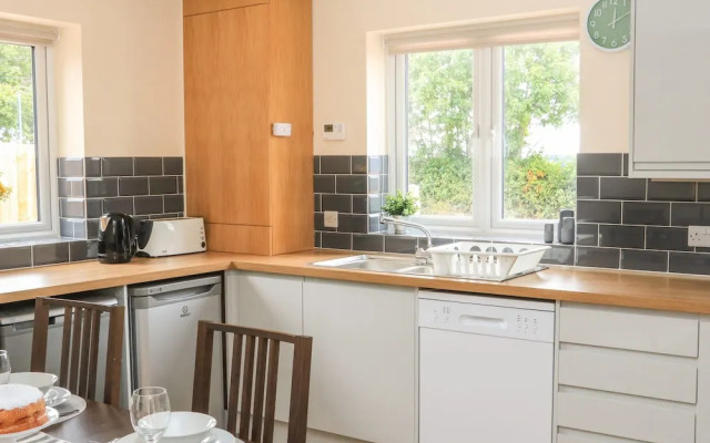Sawtons Cottage 2