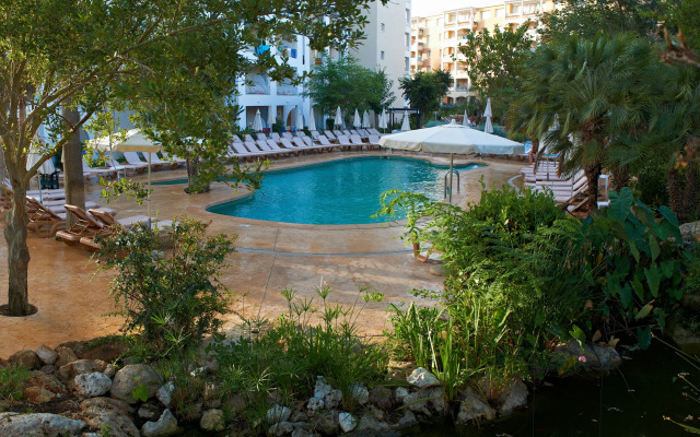 Protur Safari Park Aparthotel
