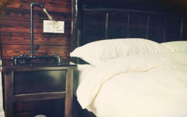 Qiandaohu Qinglu Inn