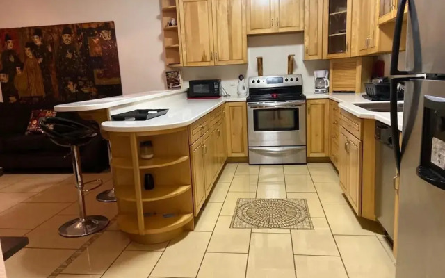 Blue Diamond Apartments