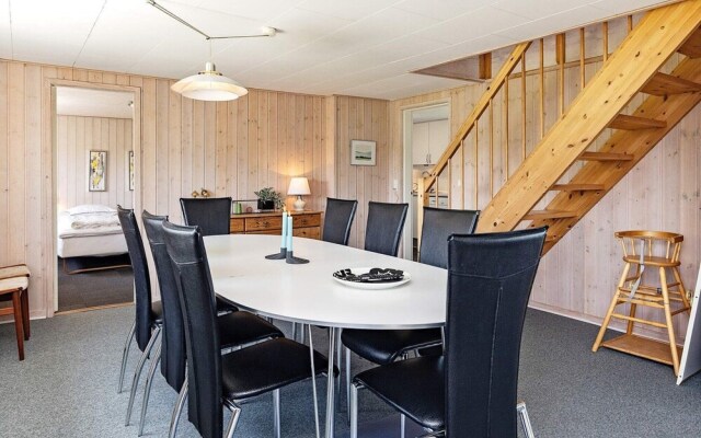 Spacious Holiday Home in Vinderup near Fjord