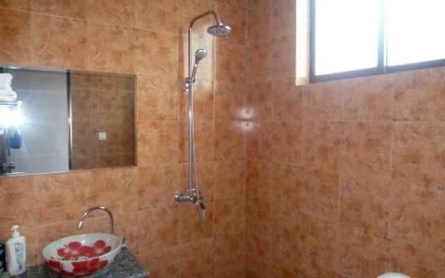 Lijiang Sky Staring Comfort Inn