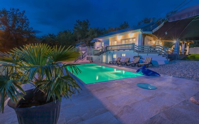 House Pavlina