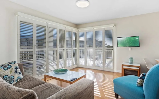 The Pool Resort Kingscliff - 2B Dual Key (6216/17) - Holiday Management Co. – Guest Rooms – Kingscliff