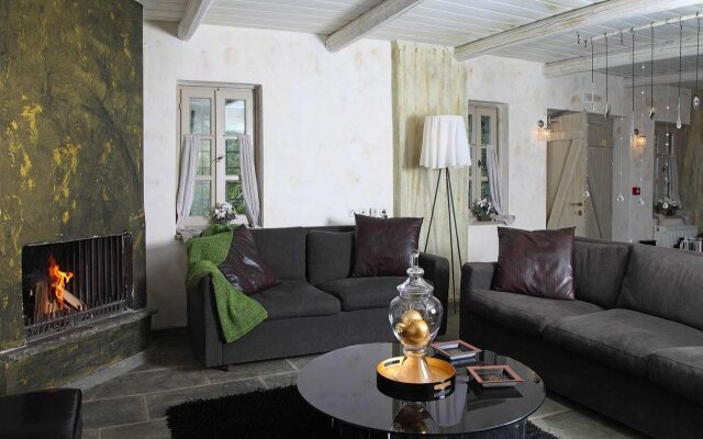 Mikro Papigo 1700 Hotel & Spa