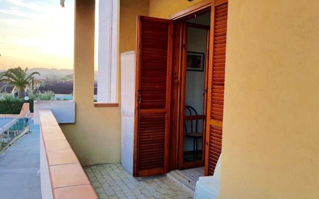 M219 - Marcelli, Trilocale Con Terrazzo a 150mt Dal Mare