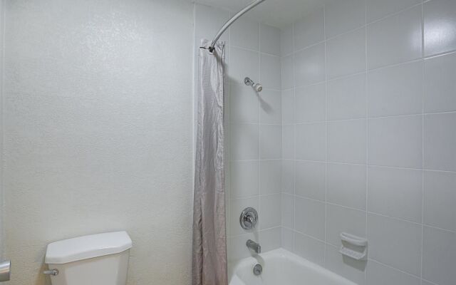 Motel 6 Wenatchee, WA