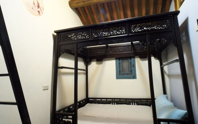 Old Min House II