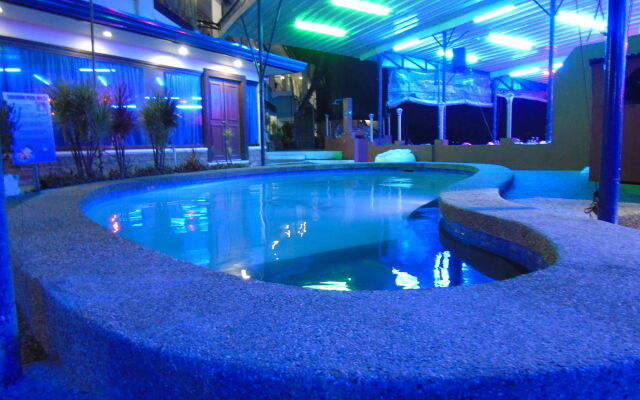 Blue Rock Beach Resort