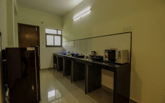 OYO 9890 Home 2BHK With Pool Vagator Beach